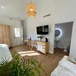 Boutique 1880-romantic Historic Boutique With Outdoor Jacuzzi