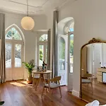 Boutique 1880-romantic Historic Boutique With Outdoor Jacuzzi