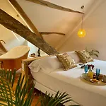 Boutique 1880-romantic Historic Boutique With Outdoor Jacuzzi 酒店
