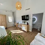 Boutique 1880-romantic Historic Boutique With Outdoor Jacuzzi *