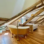 Boutique 1880-romantic Historic Boutique With Outdoor Jacuzzi *