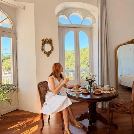Boutique 1880-romantic Historic Boutique With Outdoor Jacuzzi