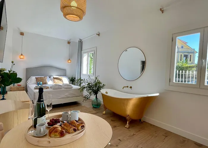 Boutique 1880-romantic Historic Boutique With Outdoor Jacuzzi San Salvador