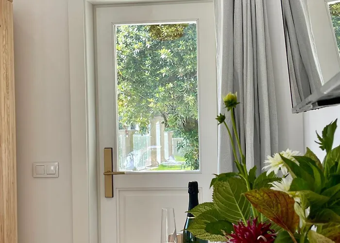 Boutique 1880-romantic Historic Boutique With Outdoor Jacuzzi Hotel *