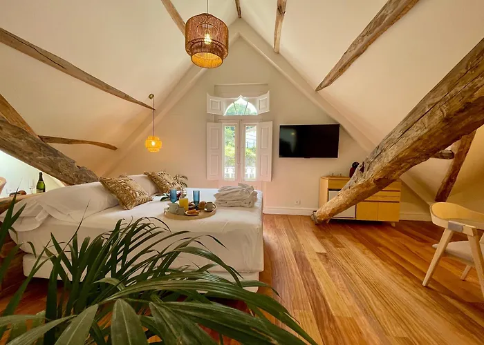 Boutique 1880-romantic Historic Boutique With Outdoor Jacuzzi