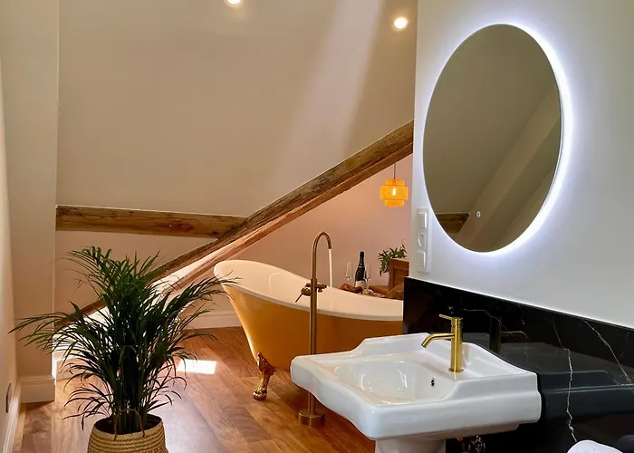 Boutique 1880-romantic Historic Boutique With Outdoor Jacuzzi Hotel *