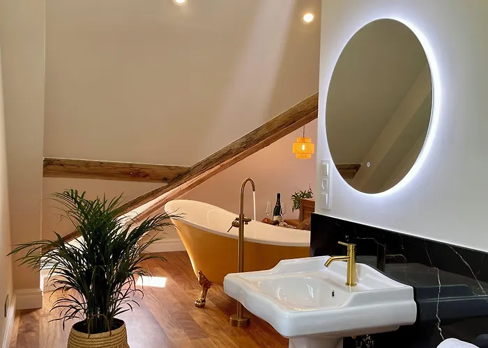 Boutique 1880-romantic Historic Boutique With Outdoor Jacuzzi San Salvador