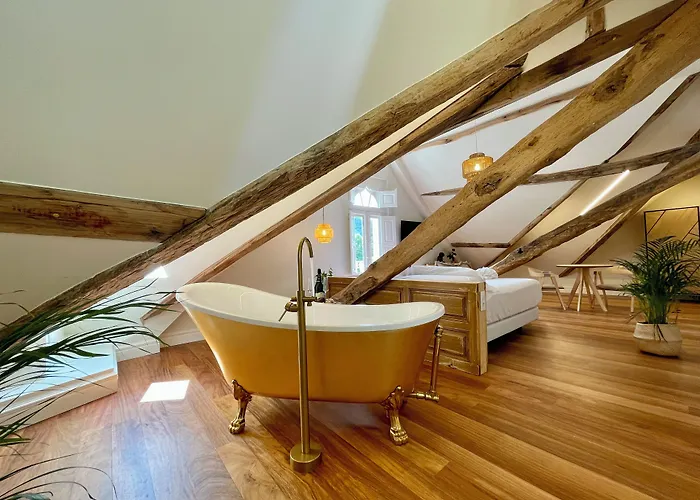 Boutique 1880-romantic Historic Boutique With Outdoor Jacuzzi *